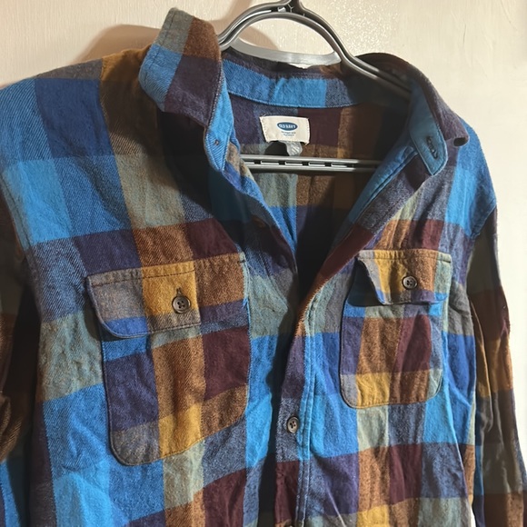 Old Navy Button Down Shirt - Picture 3 of 3